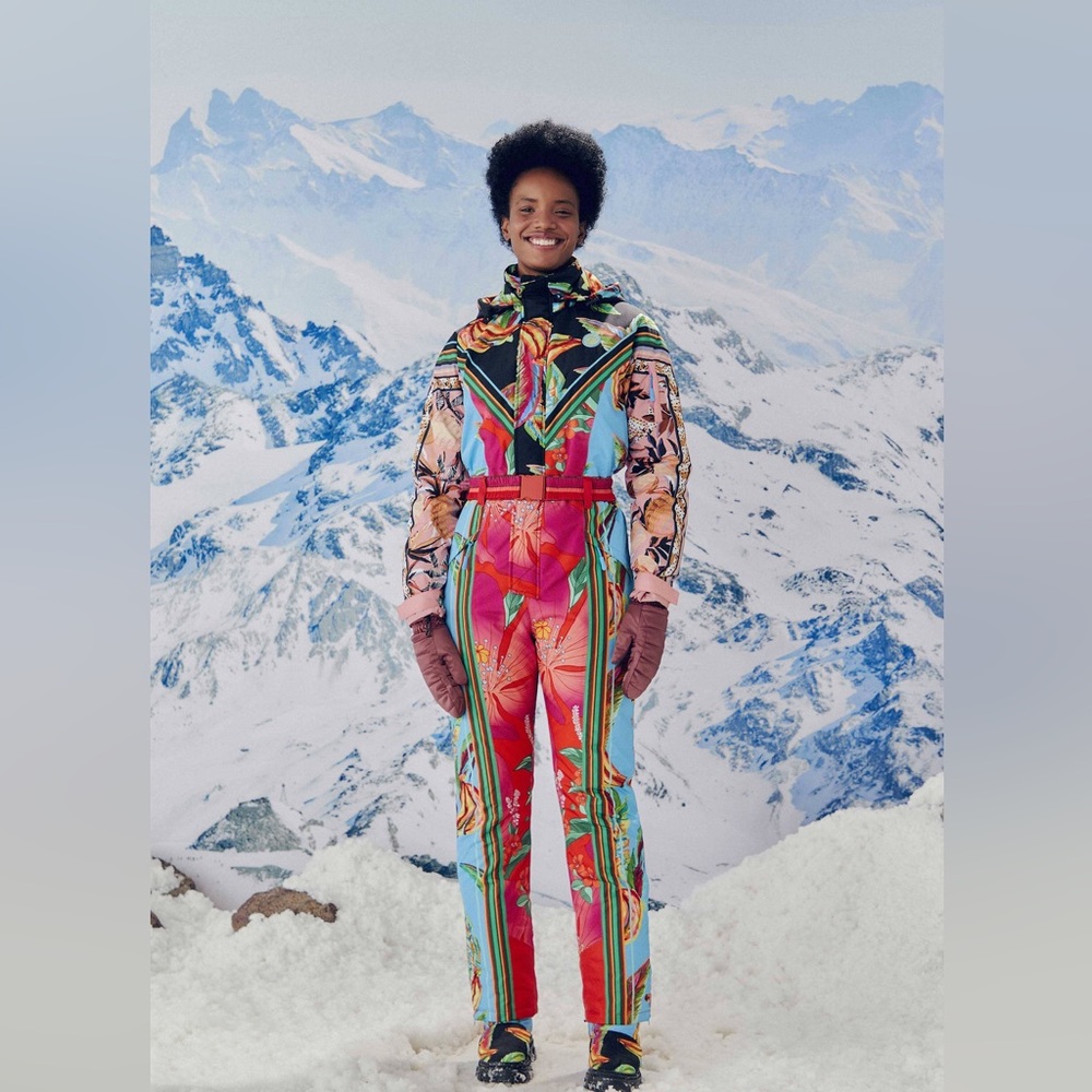 NWT FARM RIO SKI SUIT SKIWEAR JUMPSUIT M